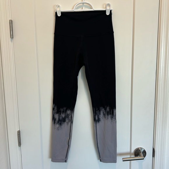 LULULEMON WORKOUT PANTS - NWOT - Picture 1 of 4